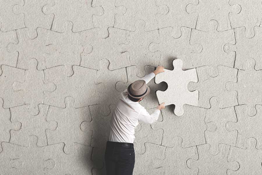 man-with-puzzle puzzle